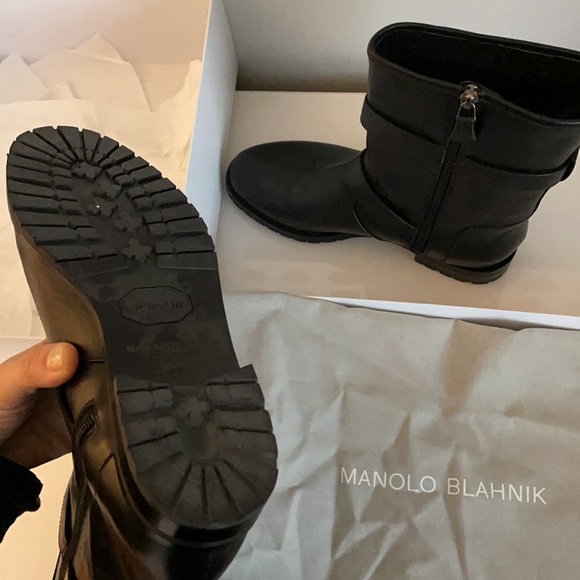 Manolo Blahnik motorcycle fur leather boots  8 - Picture 5 of 10